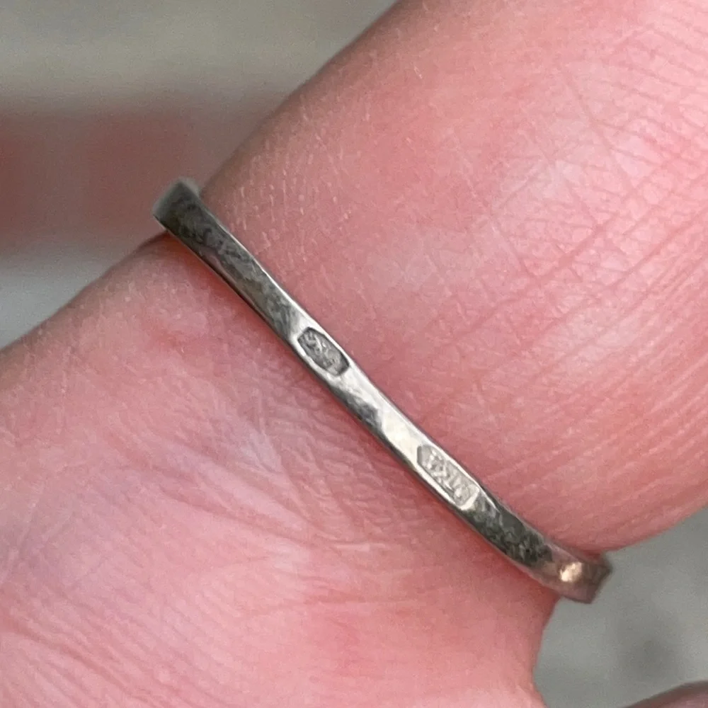 Antique sterling silver ring with genuine crystal